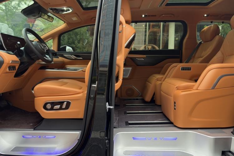 Used Wey Gaoshan 2023 Four-Wheel Drive Flagship Edition Interior 4