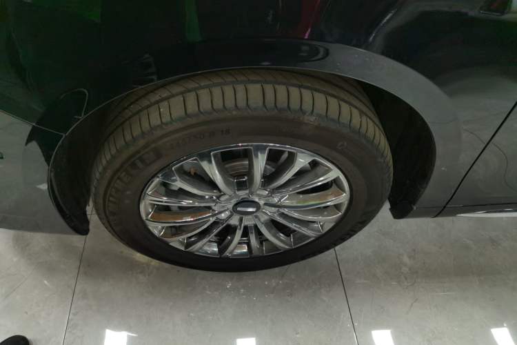 Used Wey Gaoshan 2023 Four-Wheel-Drive Executive Extended Version Left Front Wheel Hub