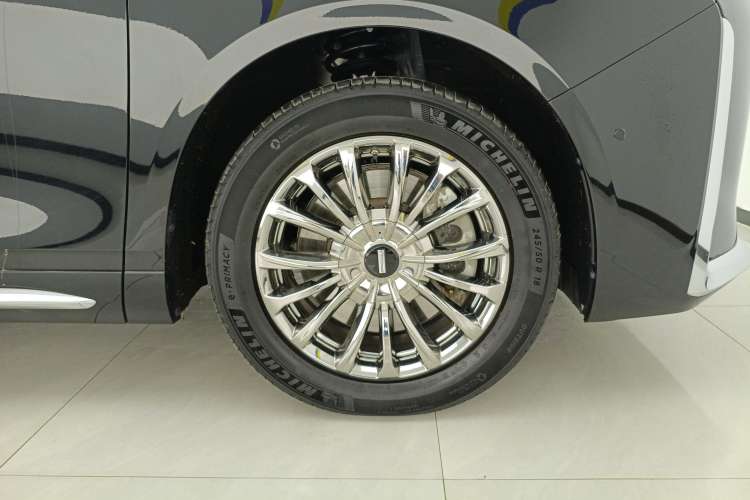 Used Wey Gaoshan 2023 Four-Wheel Drive Flagship Edition Left Rear Wheel Hub