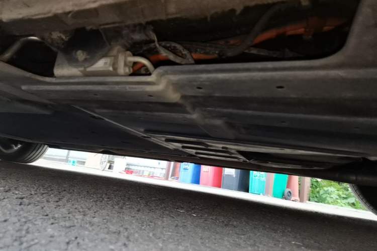 Used Wey Gaoshan 2023 Four-Wheel-Drive Executive Extended Version Left Side Sill