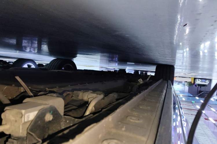 Used Wey Gaoshan 2023 Four-Wheel Drive Flagship Edition Left Side Sill