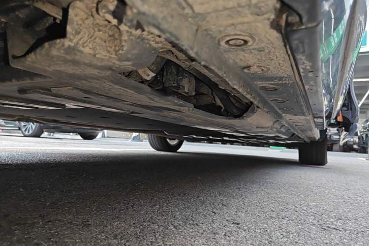 Used Wey Gaoshan 2023 Four-Wheel-Drive Executive Extended Version Left Side Sill