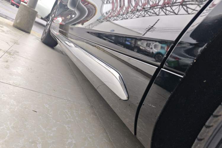 Used Wey Gaoshan 2023 Two-Wheel Drive Deluxe Edition Left Side Sill