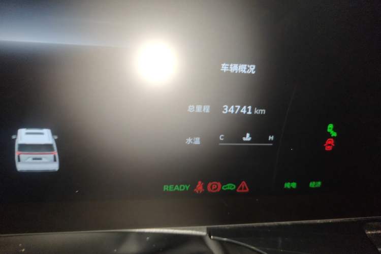 Used Wey Gaoshan 2023 Four-Wheel-Drive Executive Extended Version Odometer Close Up