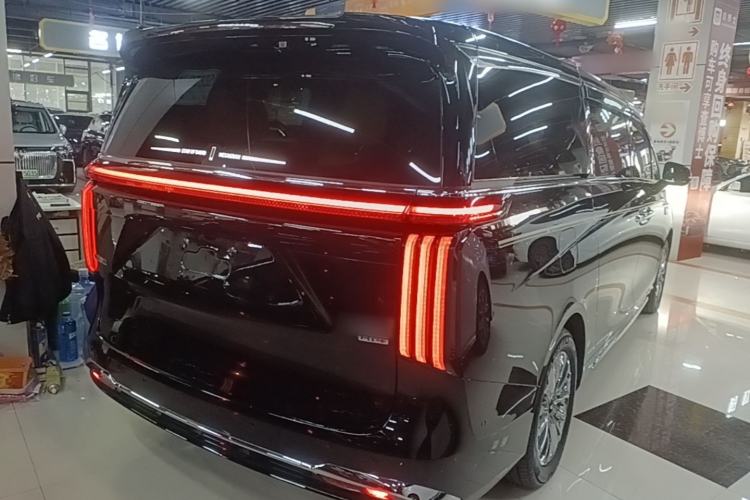Used Wey Gaoshan 2023 Four-Wheel-Drive Executive Extended Version Rear Right 45 Deg