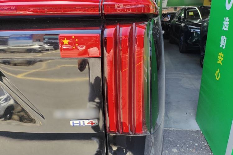 Used Wey Gaoshan 2023 Four-Wheel-Drive Executive Extended Version Right Rear Taillight