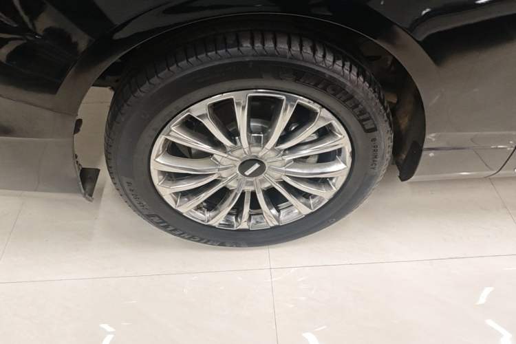 Used Wey Gaoshan 2023 Four-Wheel-Drive Executive Extended Version Right Rear Wheel Hub