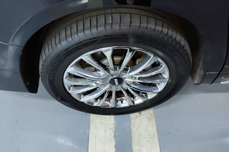 Used Wey Gaoshan 2023 Four-Wheel Drive Flagship Edition Right Rear Wheel Hub