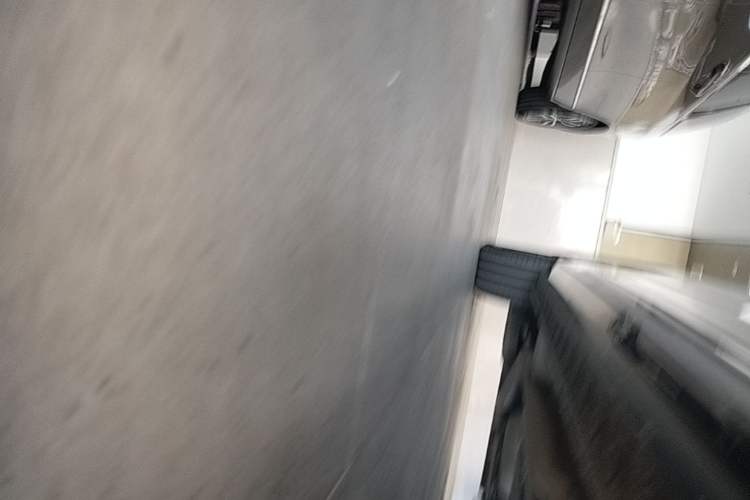 Used Wey Gaoshan 2023 Four-Wheel Drive Flagship Edition Right Side Sill