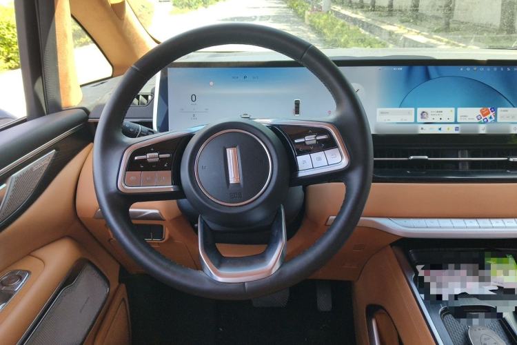 Used Wey Gaoshan 2023 Four-Wheel-Drive Executive Extended Version Steering Wheel