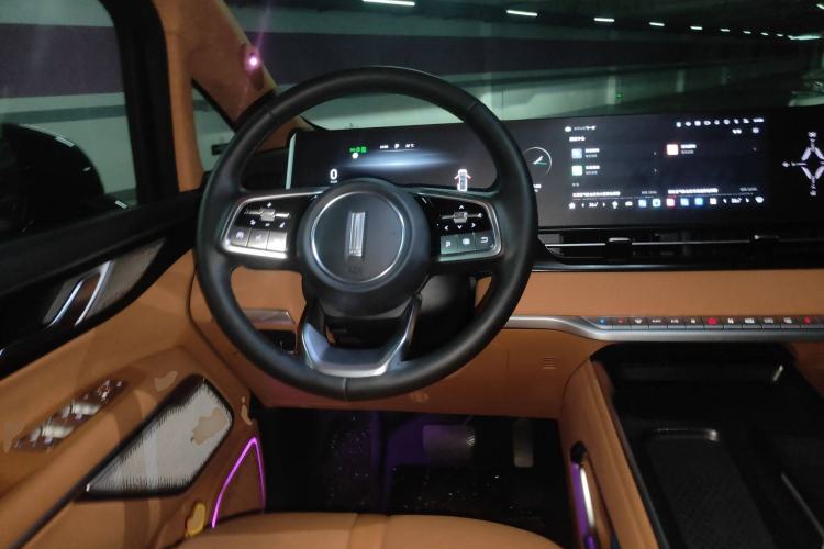 Used Wey Gaoshan 2023 Four-Wheel-Drive Executive Extended Version Steering Wheel