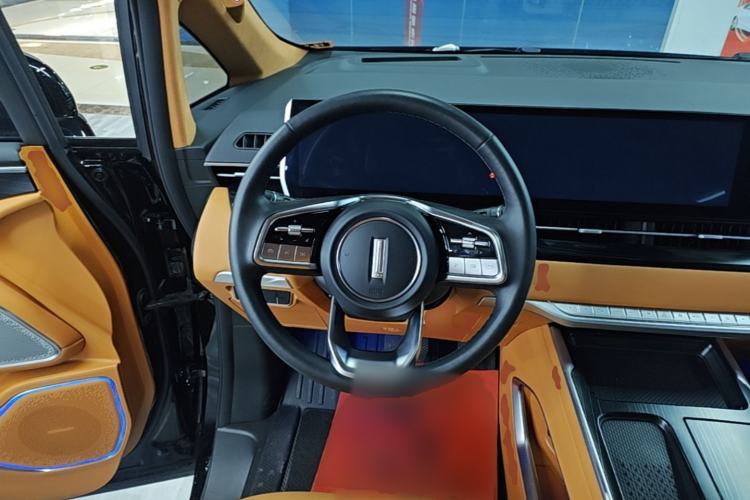 Used Wey Gaoshan 2023 Four-Wheel-Drive Executive Extended Version Steering Wheel