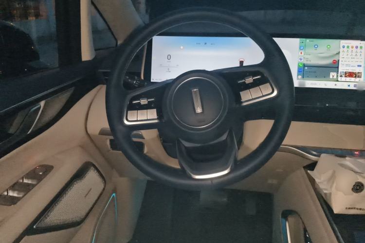 Used Wey Gaoshan 2023 Four-Wheel Drive Flagship Edition Steering Wheel
