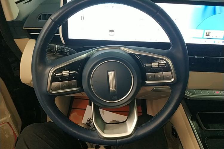 Used Wey Gaoshan 2023 Four-Wheel Drive Flagship Edition Steering Wheel
