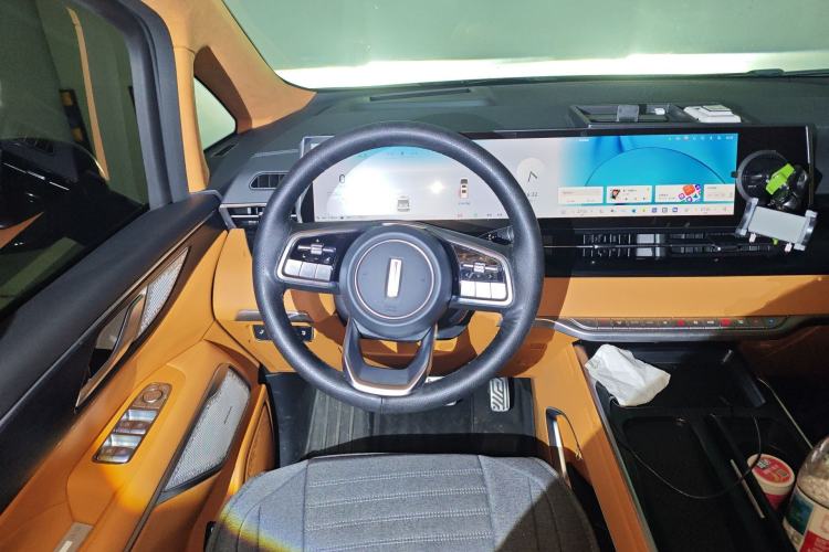 Used Wey Gaoshan 2023 Four-Wheel Drive Flagship Edition Steering Wheel