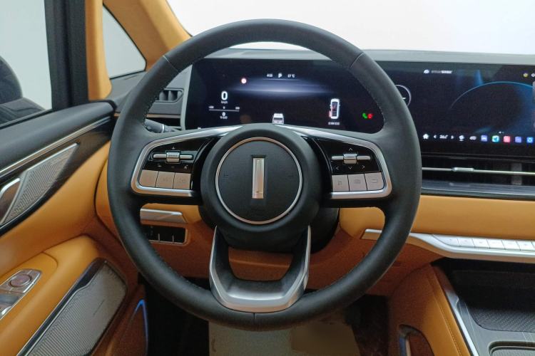 Used Wey Gaoshan 2023 Four-Wheel Drive Flagship Edition Steering Wheel