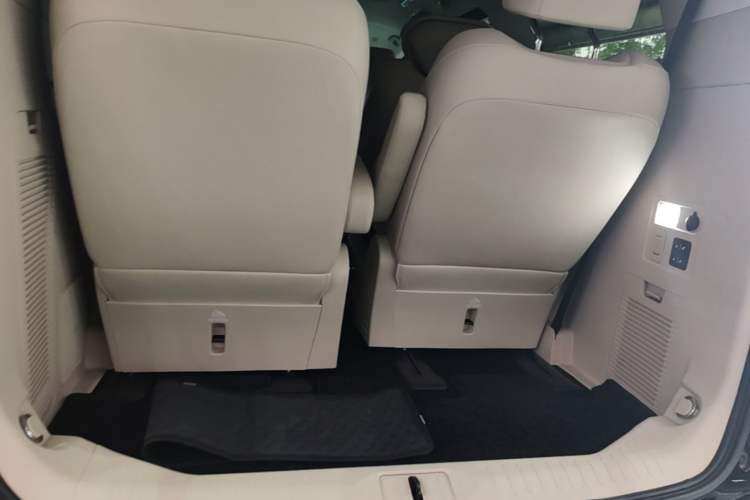 Used Wey Gaoshan 2023 Four-Wheel-Drive Executive Extended Version Trunk