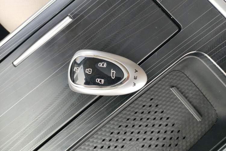 Used Wey Gaoshan 2023 Four-Wheel Drive Flagship Edition Interior 1