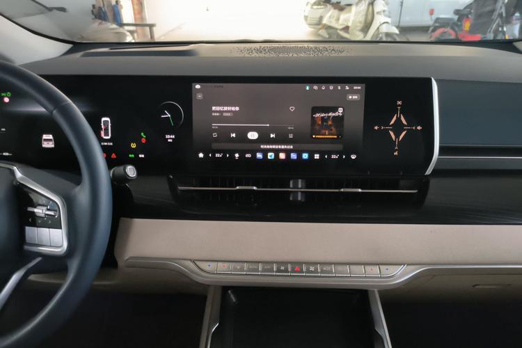 Used Wey Gaoshan 2023 Four-Wheel Drive Flagship Edition Interior 3