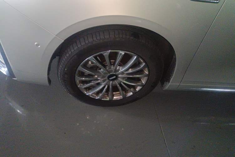 Used Wey Gaoshan 2023 Four-Wheel Drive Flagship Edition Left Front Wheel Hub
