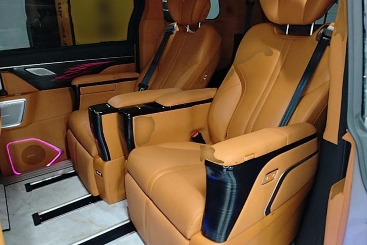 Used Wey Gaoshan 2023 Four-Wheel Drive Flagship Edition Left Rear Seat