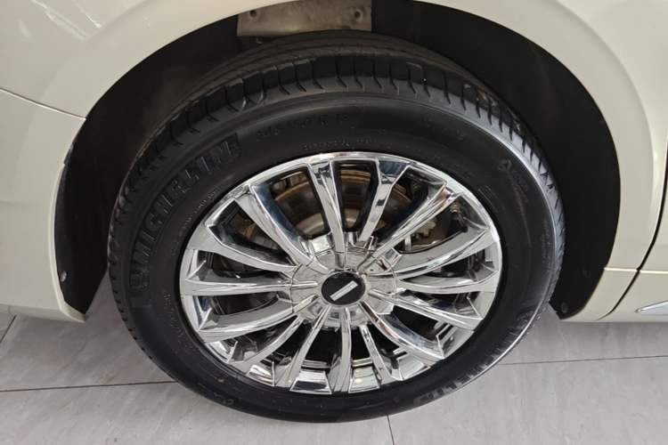 Used Wey Gaoshan 2023 Four-Wheel Drive Flagship Edition Right Rear Wheel Hub