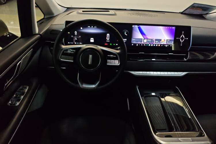 Used Wey Gaoshan 2023 Four-Wheel Drive Flagship Edition Steering Wheel