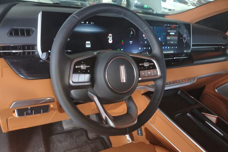 Used Wey Gaoshan 2023 Four-Wheel Drive Flagship Edition Steering Wheel