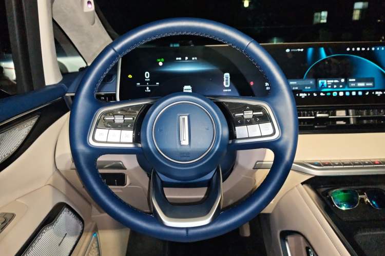 Used Wey Gaoshan 2023 Four-Wheel-Drive Executive Extended Version Steering Wheel