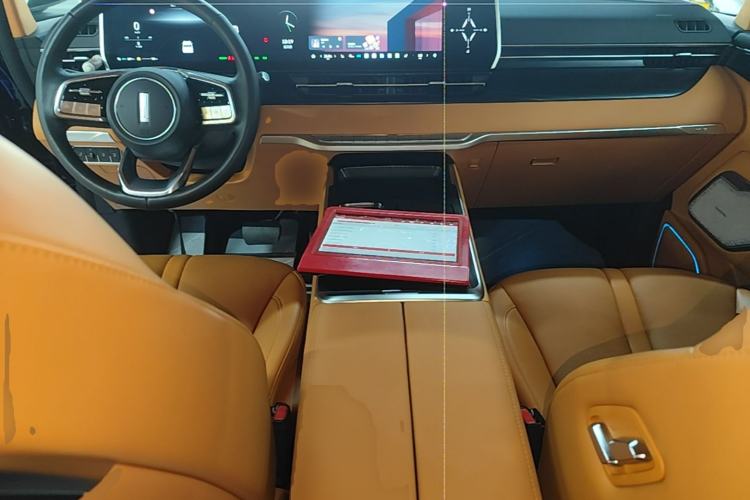 Used Wey Gaoshan 2023 Four-Wheel-Drive Executive Extended Version Center Console