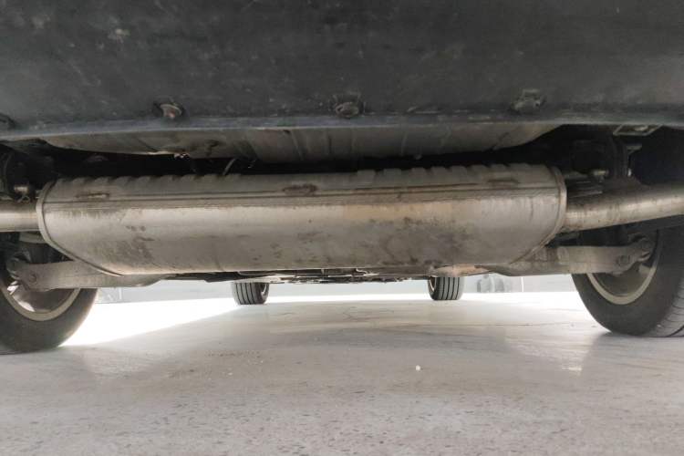 Used Wey Gaoshan 2023 Four-Wheel-Drive Executive Extended Version Chassis Rear