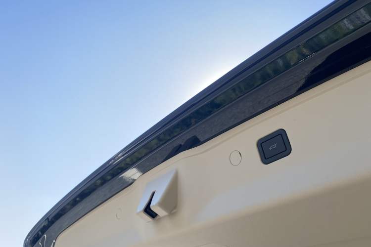 Used Wey Gaoshan 2023 Four-Wheel-Drive Executive Extended Version Exterior 7