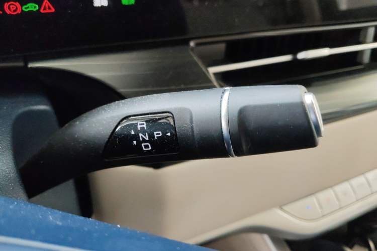 Used Wey Gaoshan 2023 Four-Wheel-Drive Executive Extended Version Gear Lever