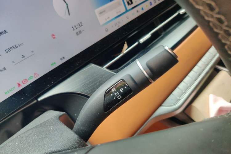 Used Wey Gaoshan 2023 Four-Wheel-Drive Executive Extended Version Gear Lever
