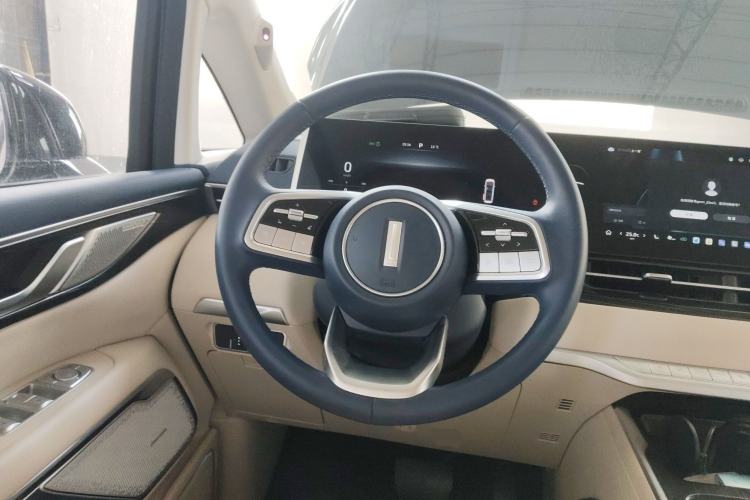 Used Wey Gaoshan 2023 Four-Wheel-Drive Executive Extended Version Steering Wheel