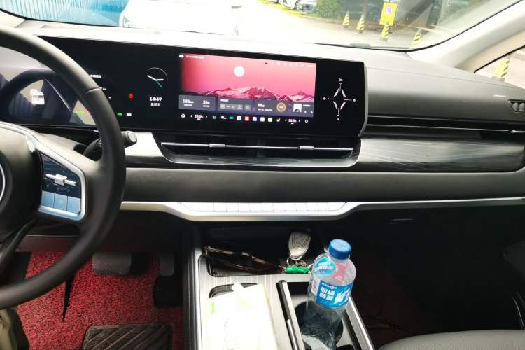 Used Wey Gaoshan 2023 Four-Wheel Drive Flagship Edition Audio And AC Panel