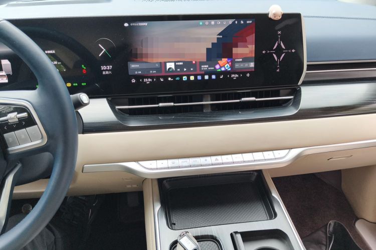 Used Wey Gaoshan 2023 Four-Wheel-Drive Executive Extended Version Audio And AC Panel