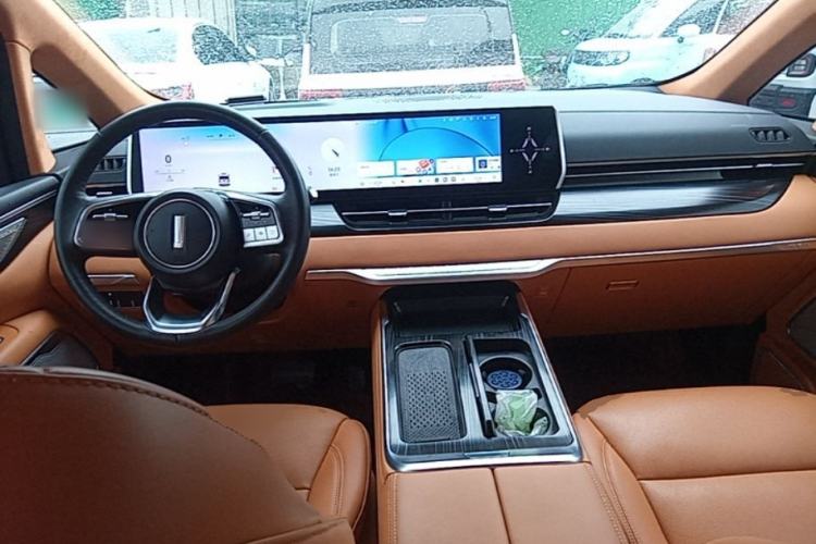 Used Wey Gaoshan 2023 Four-Wheel Drive Flagship Edition Center Console