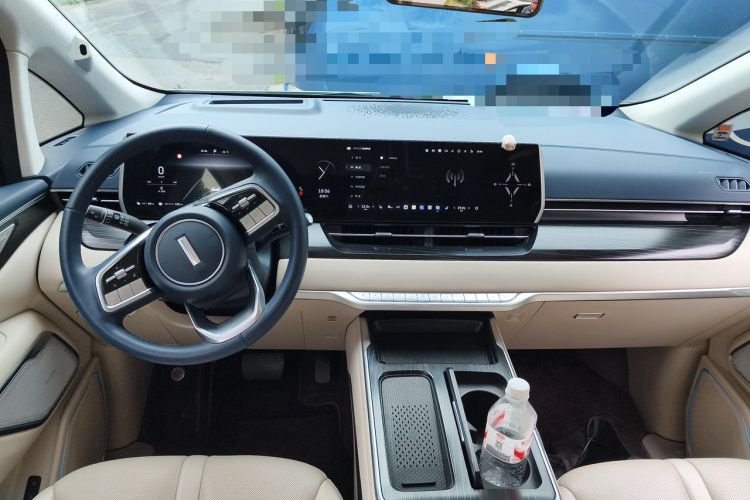 Used Wey Gaoshan 2023 Four-Wheel-Drive Executive Extended Version Center Console
