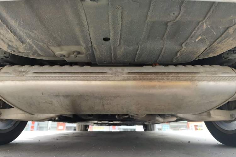 Used Wey Gaoshan 2023 Four-Wheel-Drive Executive Extended Version Chassis Rear