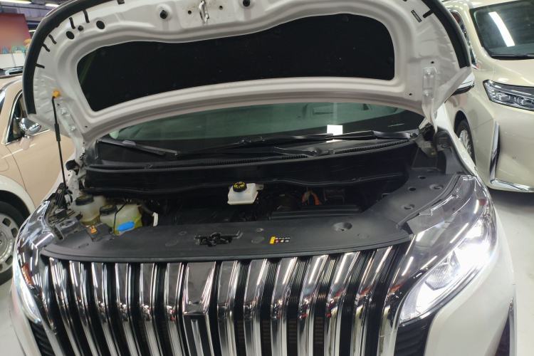 Used Wey Gaoshan 2023 Four-Wheel Drive Flagship Edition Engine Bay