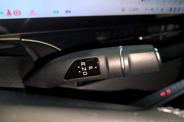 Used Wey Gaoshan 2023 Four-Wheel Drive Flagship Edition Gear Lever