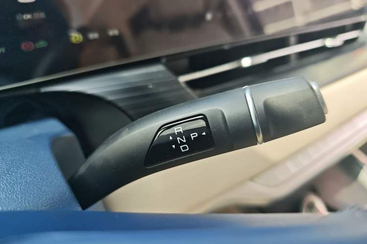 Used Wey Gaoshan 2023 Four-Wheel Drive Flagship Edition Gear Lever