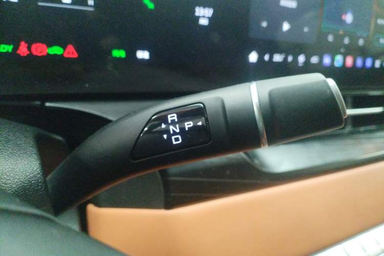Used Wey Gaoshan 2023 Four-Wheel Drive Flagship Edition Gear Lever
