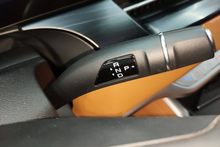 Used Wey Gaoshan 2023 Four-Wheel Drive Flagship Edition Gear Lever