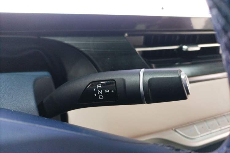 Used Wey Gaoshan 2023 Four-Wheel Drive Flagship Edition Gear Lever
