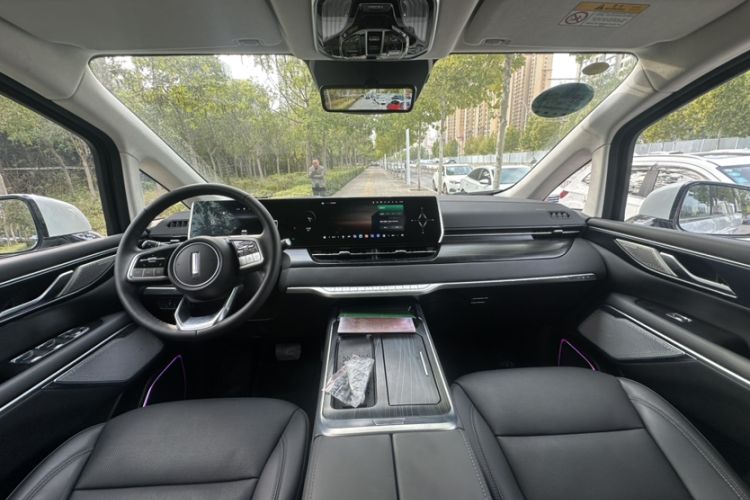 Used Wey Gaoshan 2023 Four-Wheel Drive Flagship Edition Interior 1