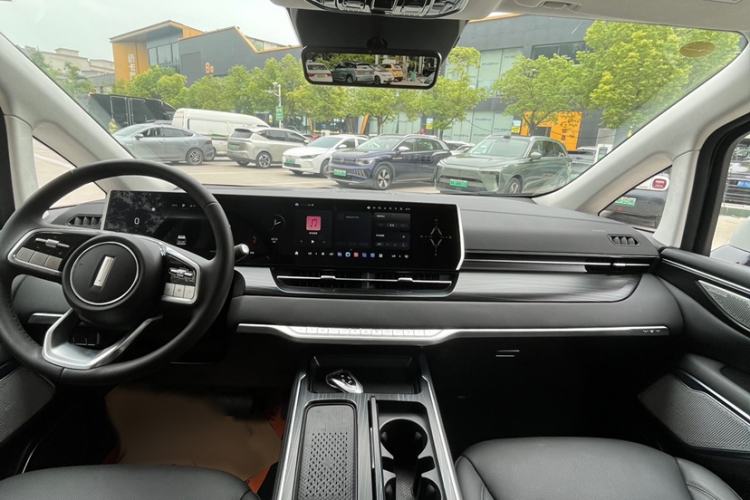 Used Wey Gaoshan 2023 Four-Wheel Drive Flagship Edition Interior 10