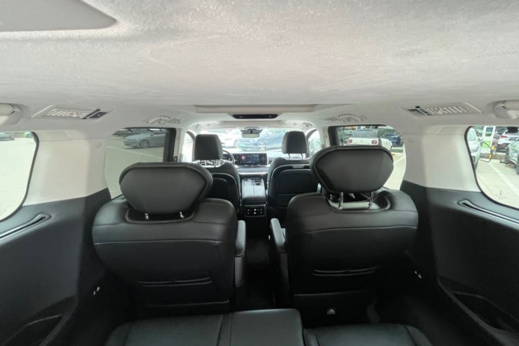Used Wey Gaoshan 2023 Four-Wheel Drive Flagship Edition Interior 13