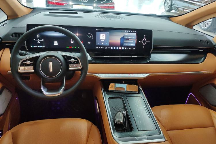 Used Wey Gaoshan 2023 Four-Wheel Drive Flagship Edition Interior 2